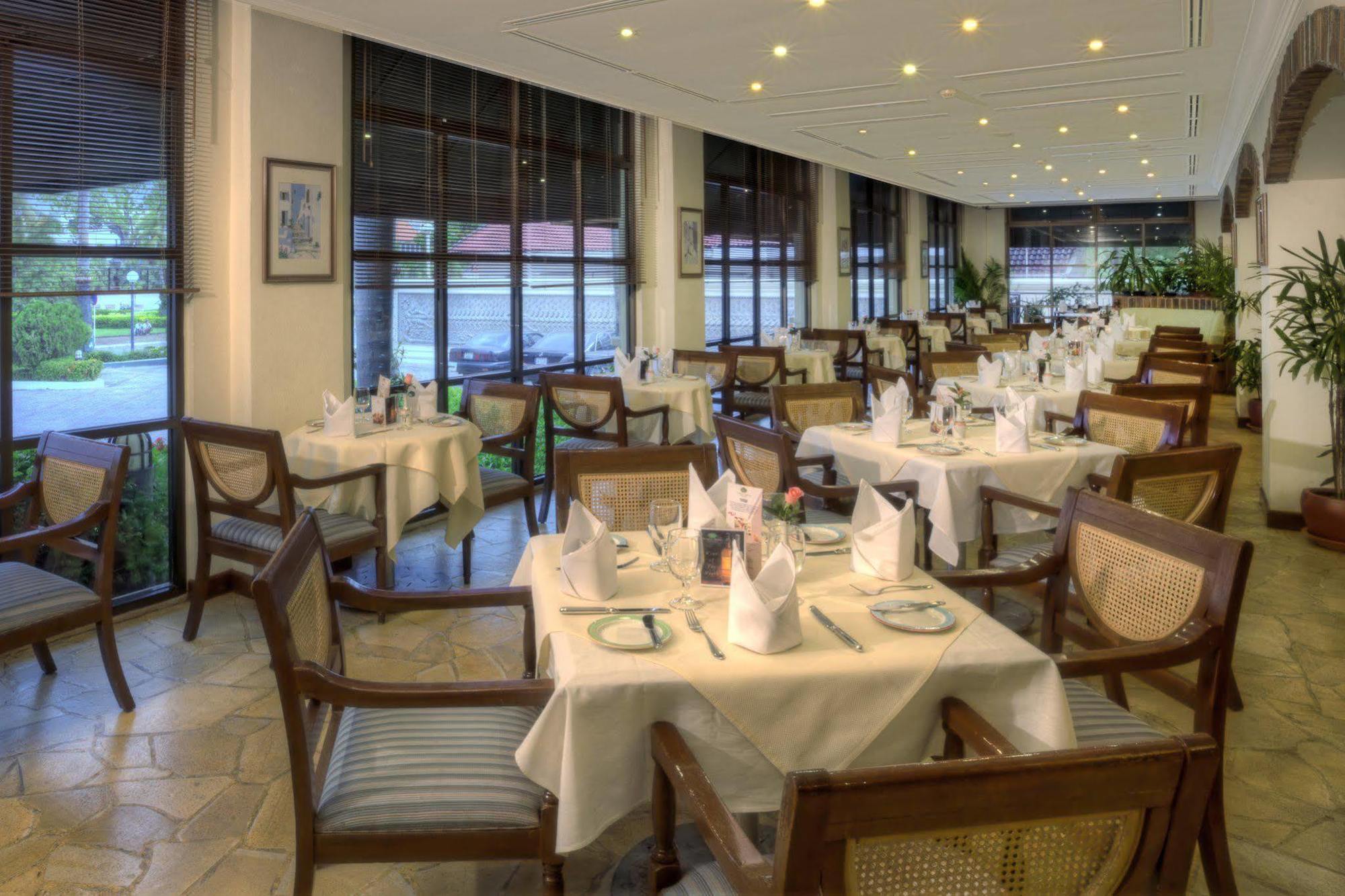 Sunway Hotel Phnompen Étterem fotó